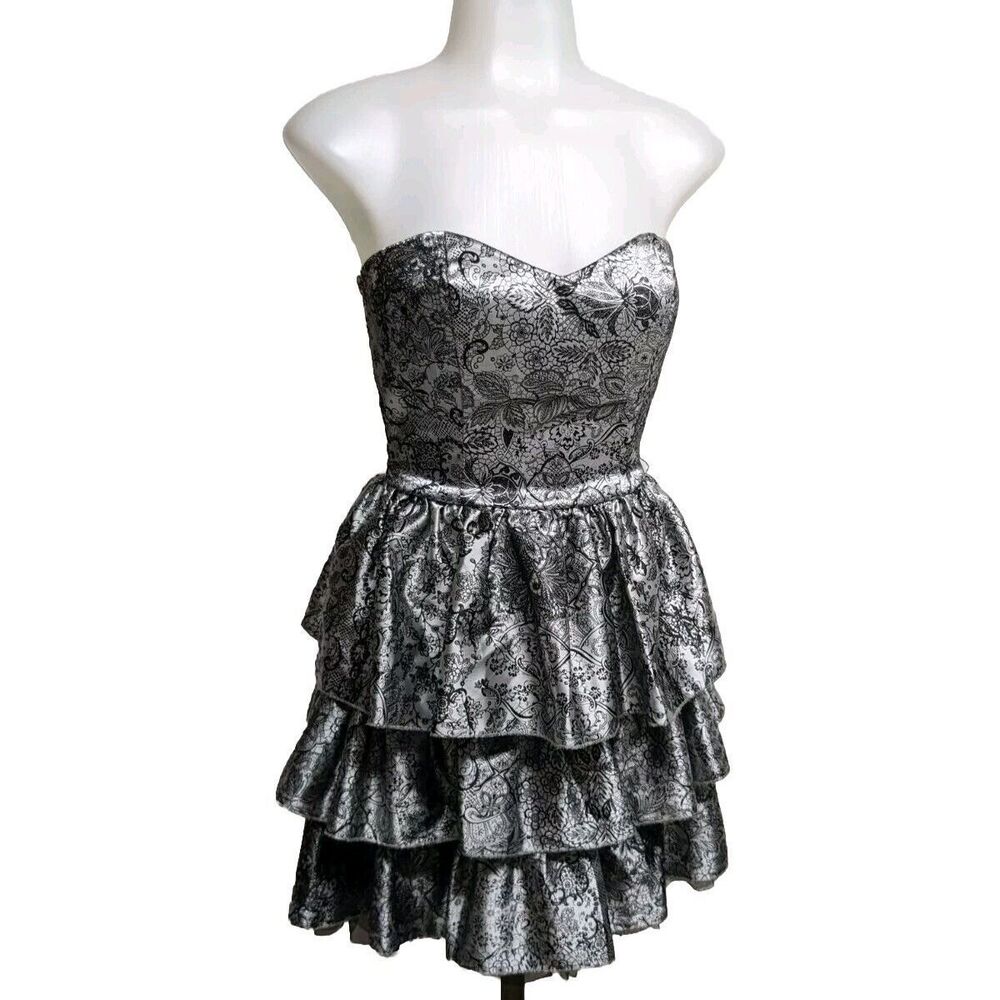 Strapless Layered Cake Dress Heart Shaped Bodice Gray/Black Size 1